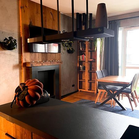 Lake Park Apartament With Free Parking Airport Netflix Appartement Warschau Buitenkant foto