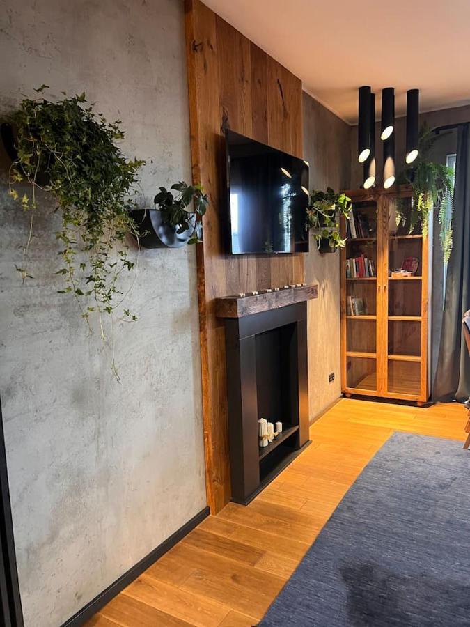 Lake Park Apartament With Free Parking Airport Netflix Appartement Warschau Buitenkant foto
