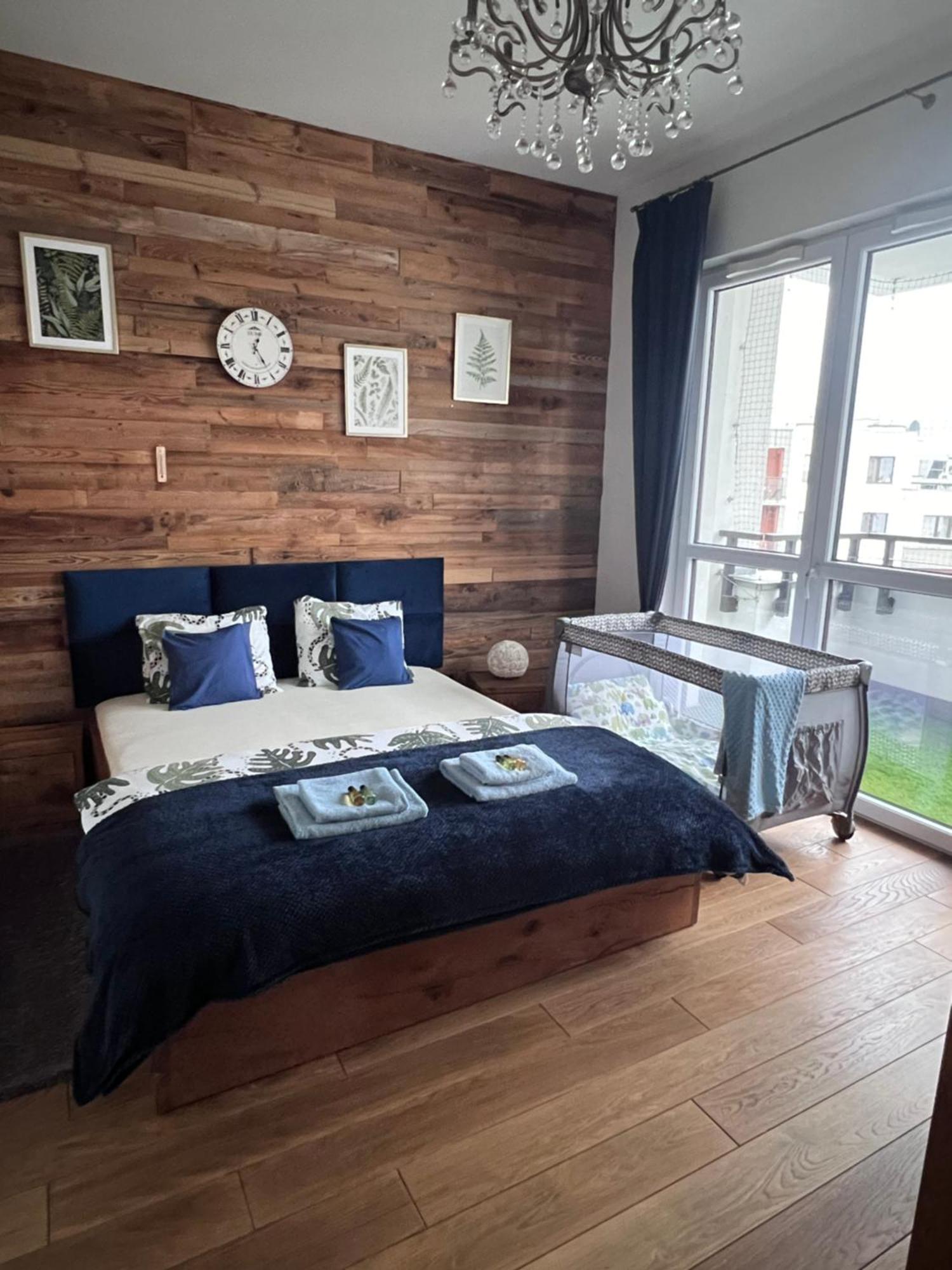 Lake Park Apartament With Free Parking Airport Netflix Appartement Warschau Buitenkant foto