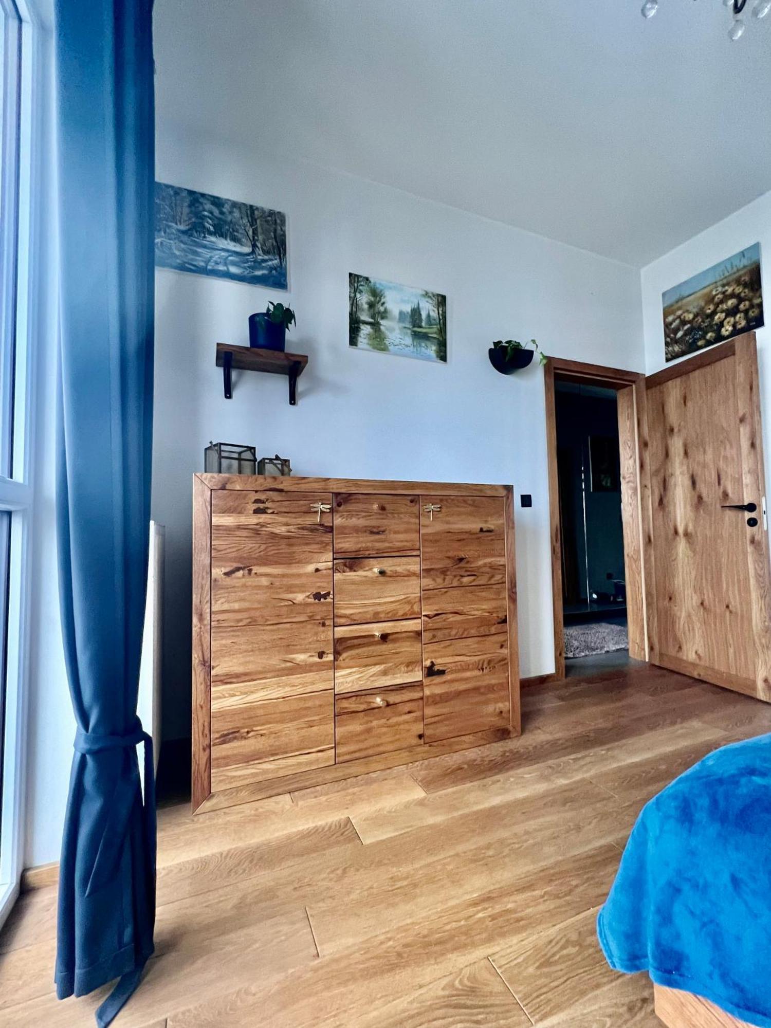 Lake Park Apartament With Free Parking Airport Netflix Appartement Warschau Buitenkant foto