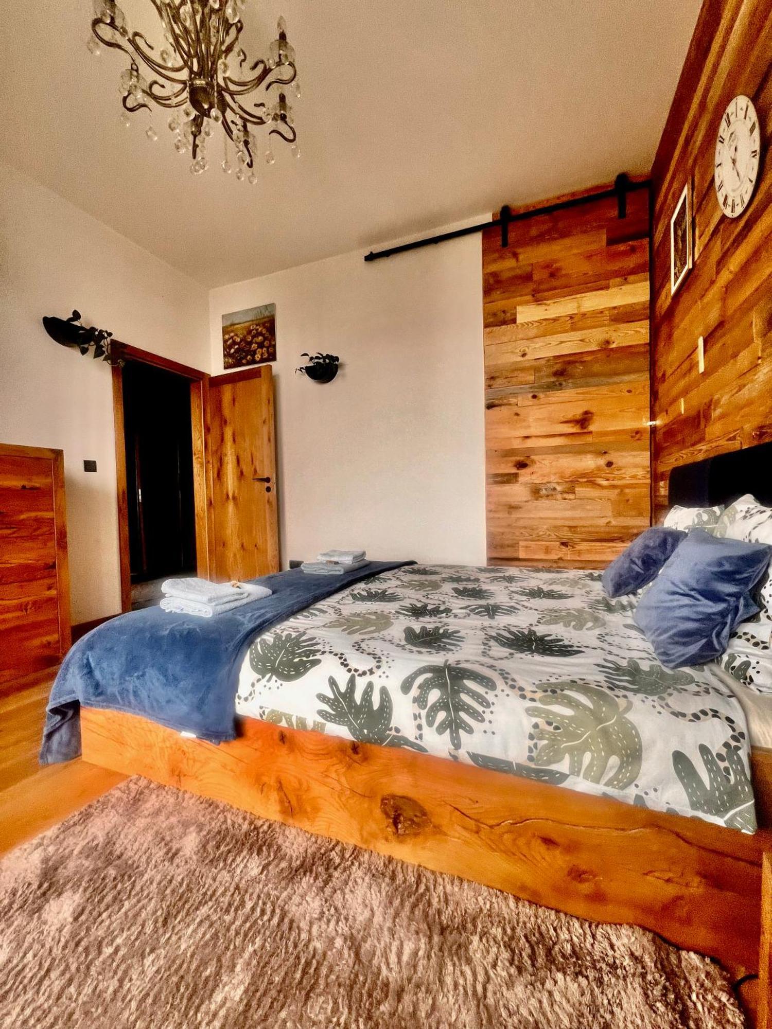 Lake Park Apartament With Free Parking Airport Netflix Appartement Warschau Buitenkant foto