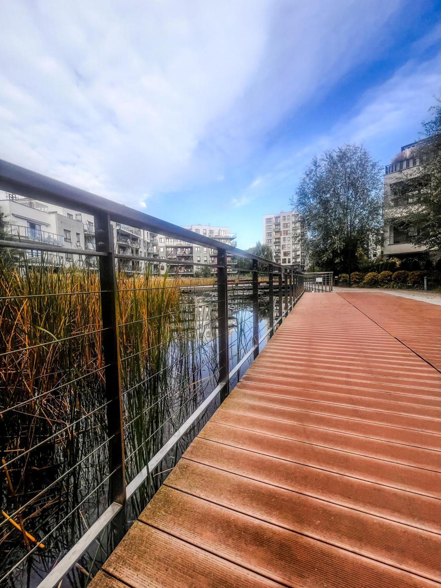 Lake Park Apartament With Free Parking Airport Netflix Appartement Warschau Buitenkant foto